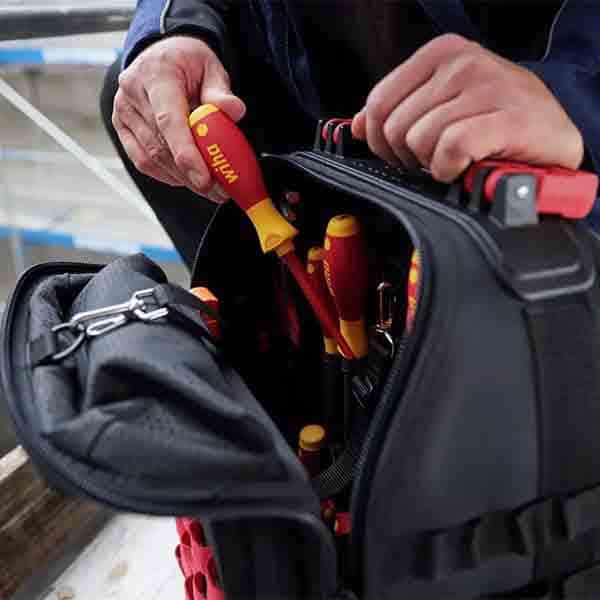 WIHA – Tool backpack Insulated 27-pcs.