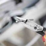 WIHA Multifunctional pliers 8in1 Industrial electric with switchable opening spring